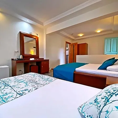 Zehra Tatil Koeyue Ξενοδοχείο 4*