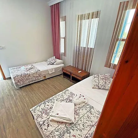 Zehra Tatil Koeyue
