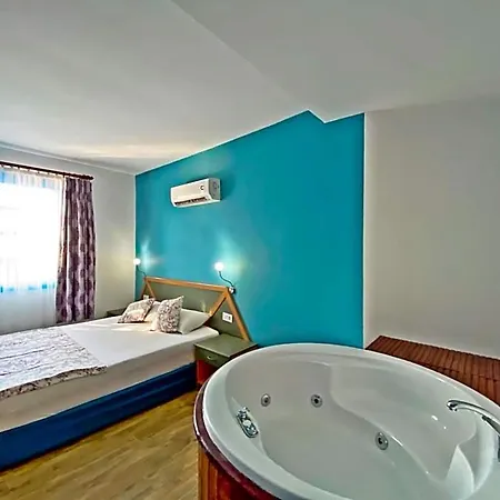 Zehra Tatil Koeyue Cedit