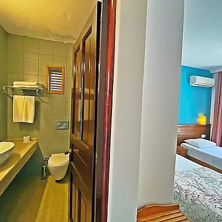 Zehra Tatil Koeyue 4* Cedit